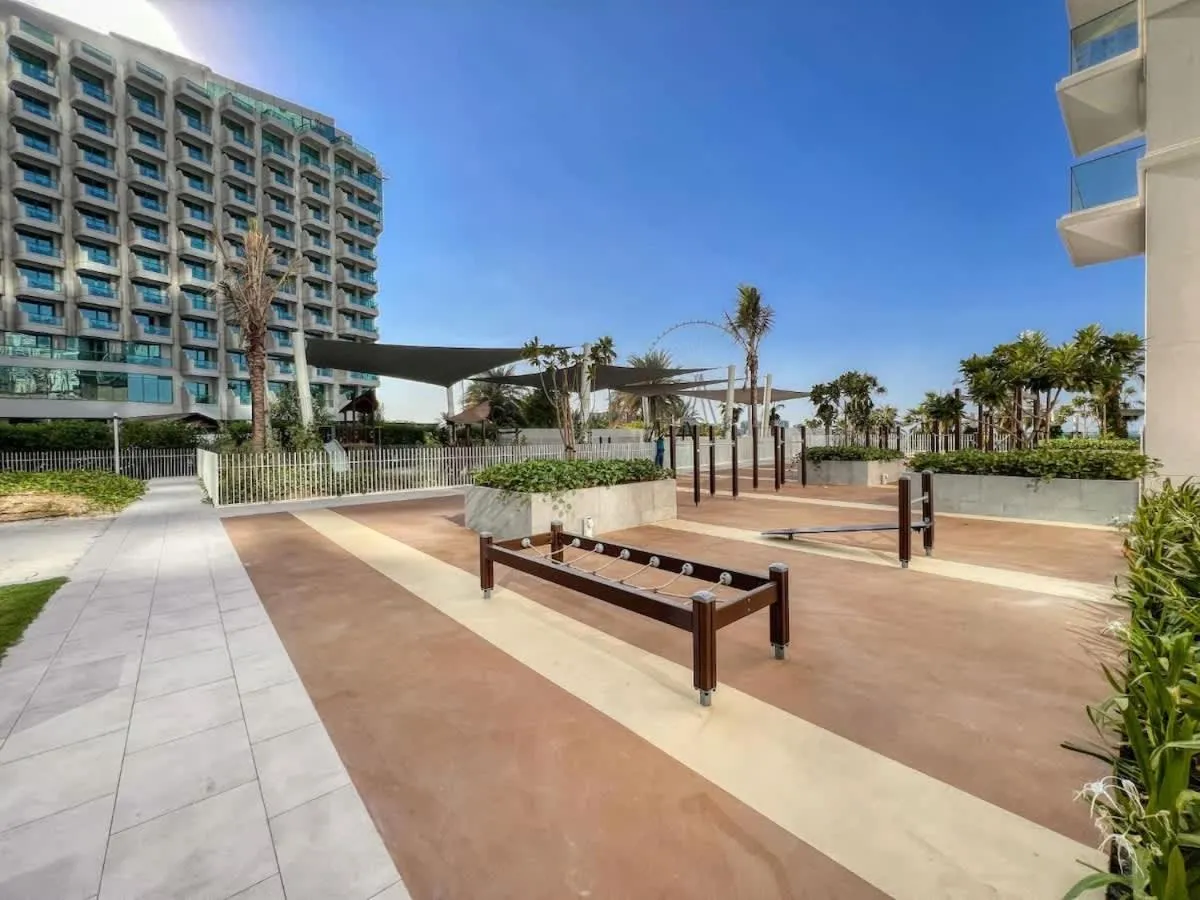 ⁨LA VIE 1BDR in JBR with Private Beach⁩ — صورة 29