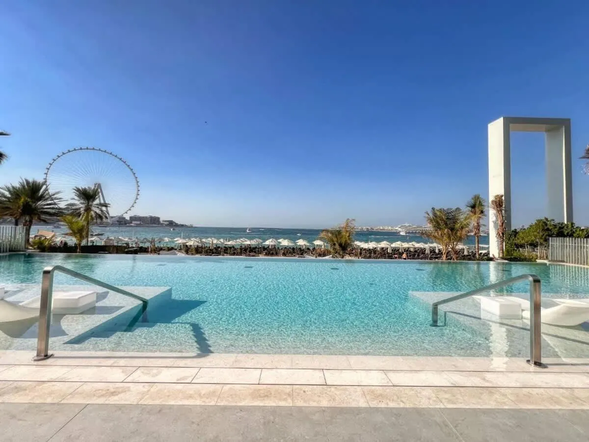 ⁨LA VIE 1BDR in JBR with Private Beach⁩ — صورة 35