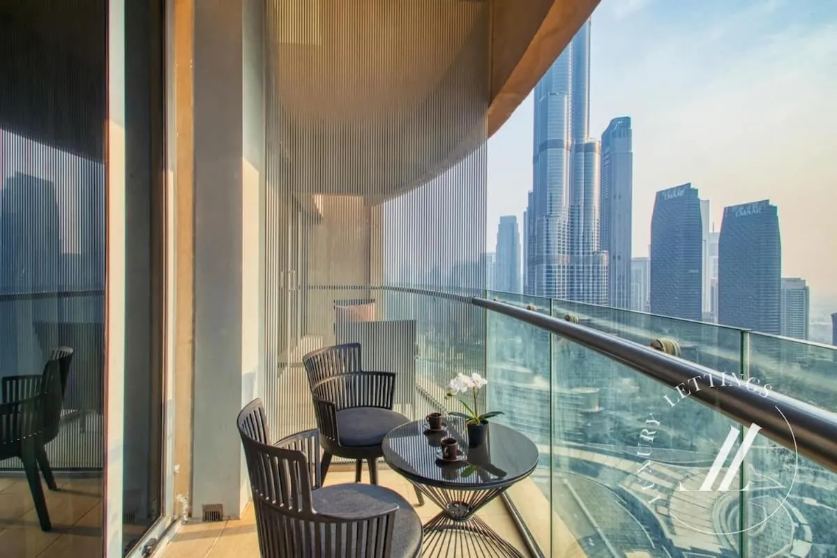 Luxurious Studio Flat with Burj Khalifa Views - دبي، الإمارات