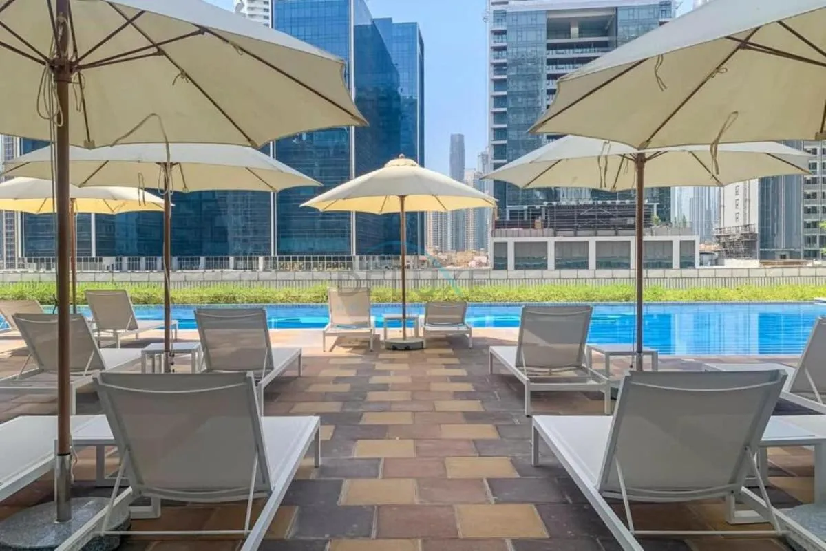 ⁨High-Rise 2BR with Dubai Water Canal View, Quick Access to Downtown, Vera Tower, Business Bay by Deluxe Holiday Homes⁩ — صورة 23