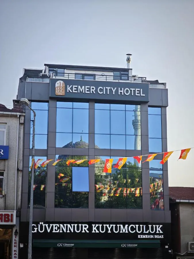 Kemer City Hotel stanbul Airport — صورة 3
