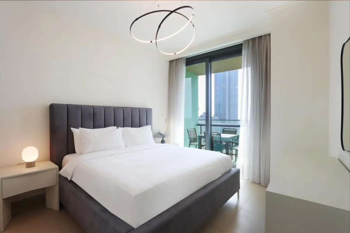 ⁨Prime Located 2BR Near Burj Khalifa & Dubai Mall⁩ — صورة 2