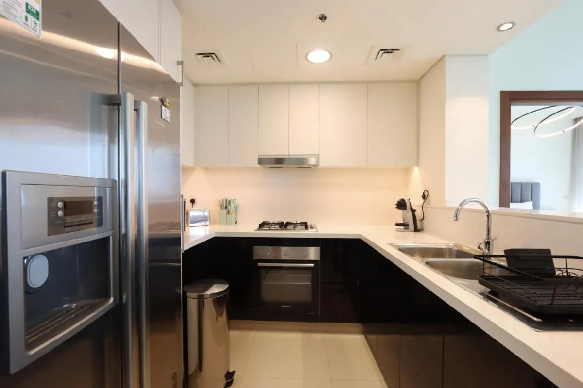 ⁨Prime Located 2BR Near Burj Khalifa & Dubai Mall⁩ — صورة 5
