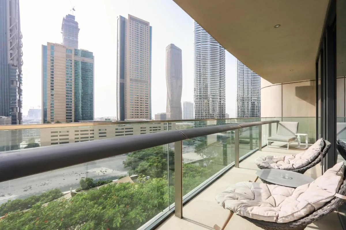 ⁨Prime Located 2BR Near Burj Khalifa & Dubai Mall⁩ — صورة 3