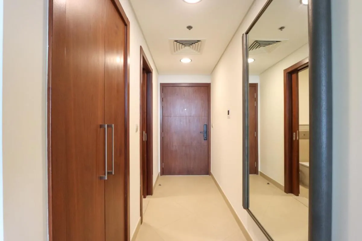 ⁨Prime Located 2BR Near Burj Khalifa & Dubai Mall⁩ — صورة 14