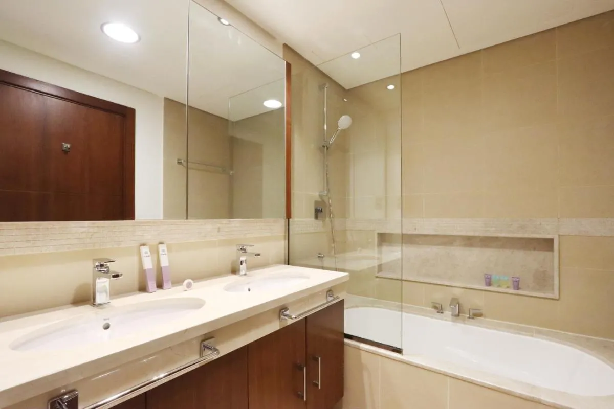 ⁨Prime Located 2BR Near Burj Khalifa & Dubai Mall⁩ — صورة 23