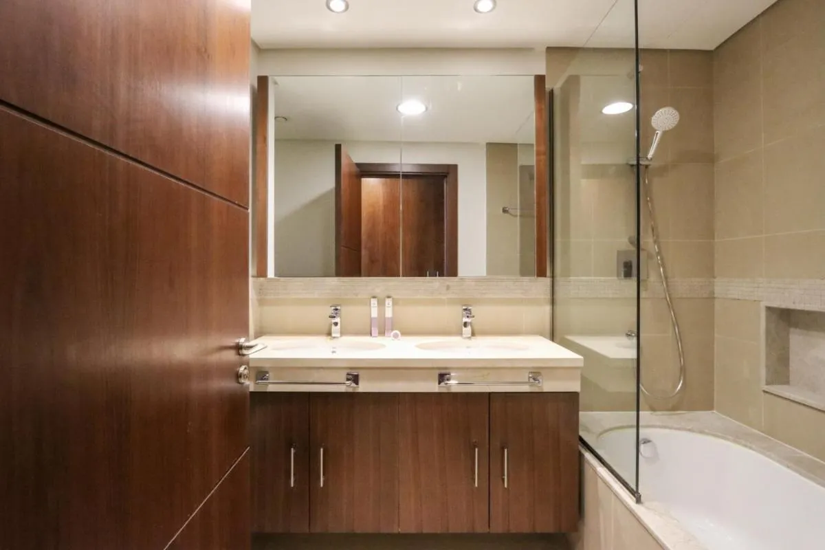 ⁨Prime Located 2BR Near Burj Khalifa & Dubai Mall⁩ — صورة 25
