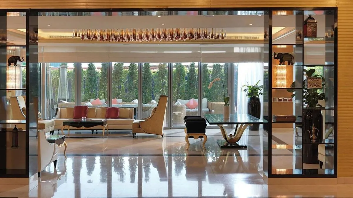 ⁨2min to Dubai Mall - Pool, Gym, Sauna - Full Burj View⁩ — صورة 7