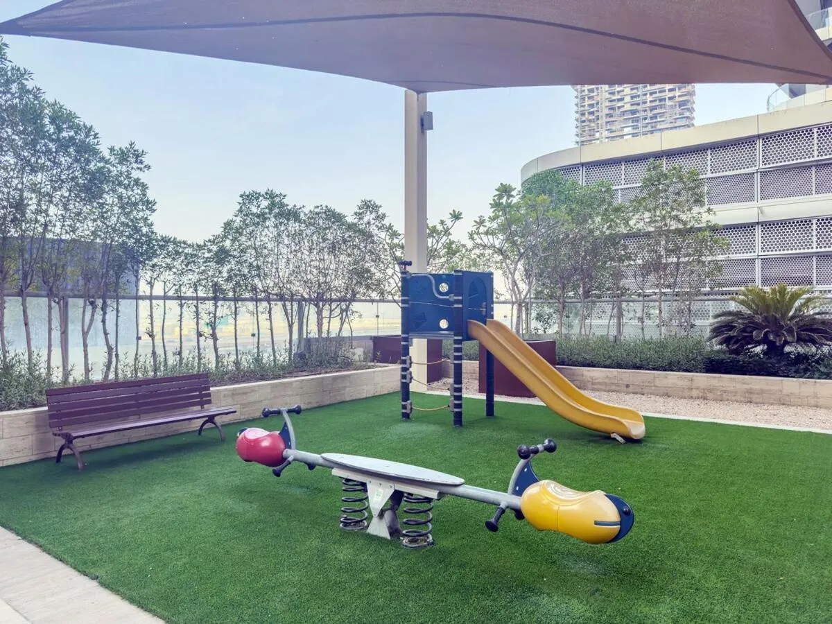 ⁨2min to Dubai Mall - Pool, Gym, Sauna - Full Burj View⁩ — صورة 24