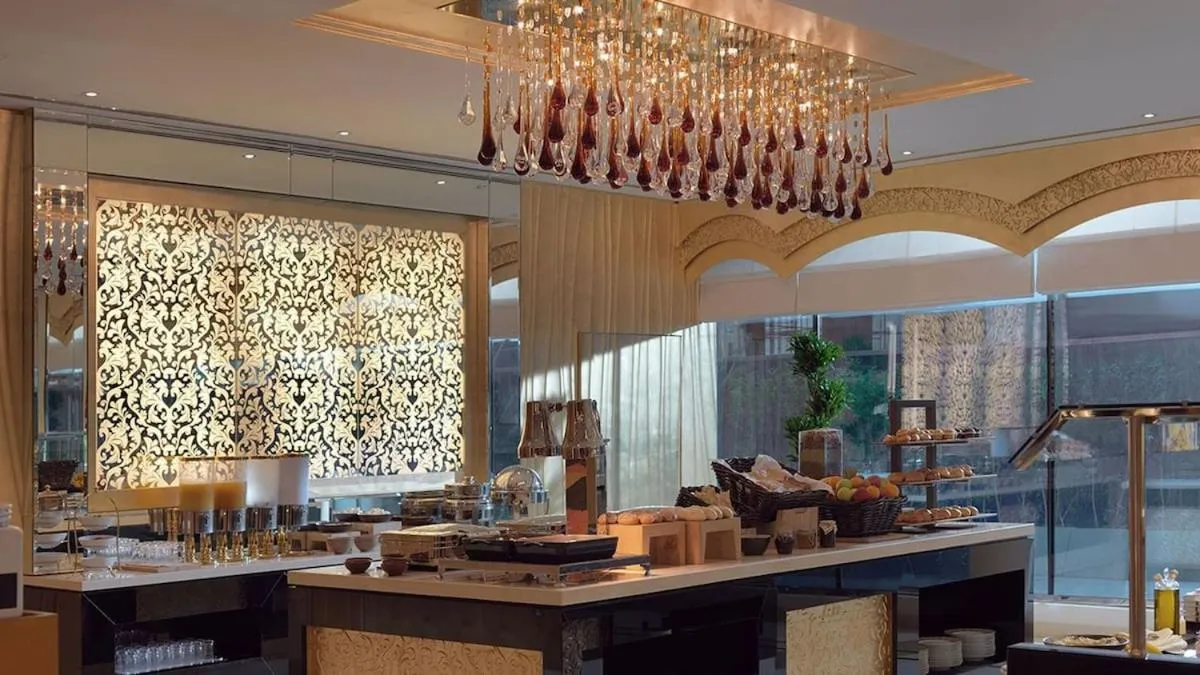⁨2min to Dubai Mall - Pool, Gym, Sauna - Full Burj View⁩ — صورة 42