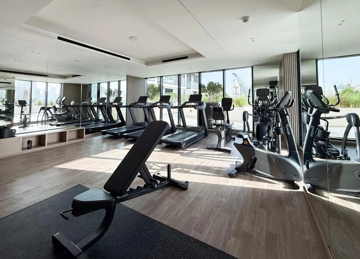 Stylish 1BR Apartment in Binghatti Luna JVC Dubai — صورة 4