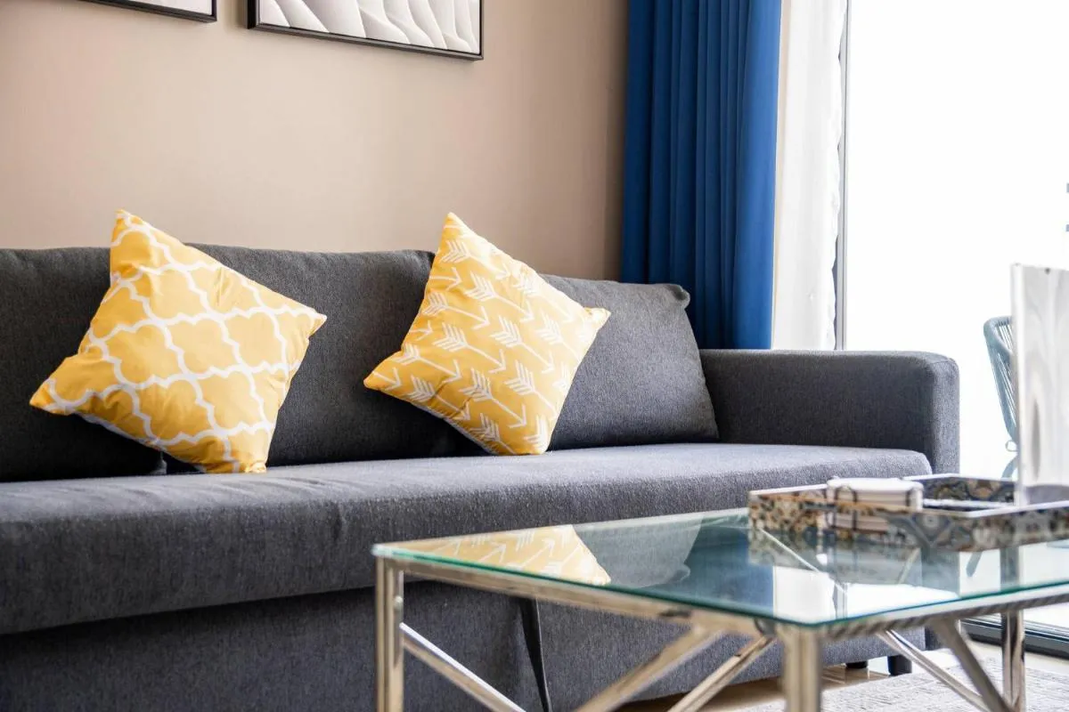 Elegant Escapes - Lavish 1B,Dubai Water Canal View — صورة 2