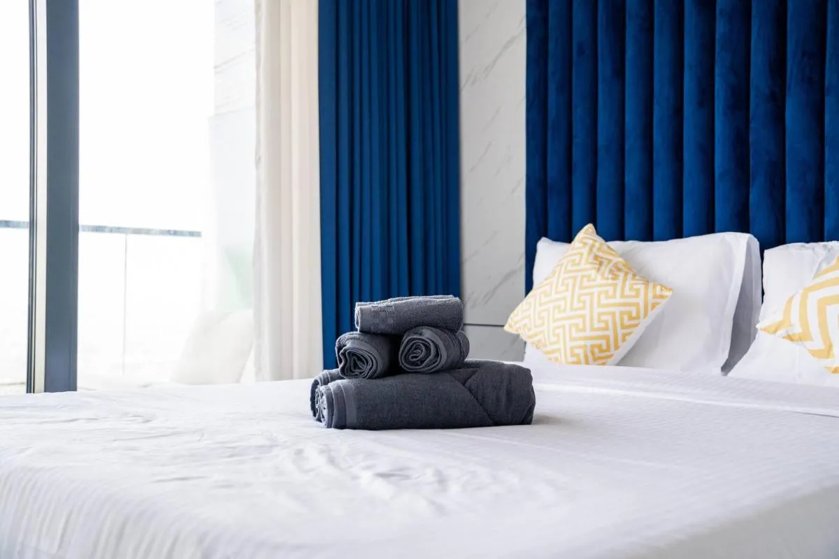 ⁨Elegant Escapes - Lavish 1B,Dubai Water Canal View⁩ — صورة 20