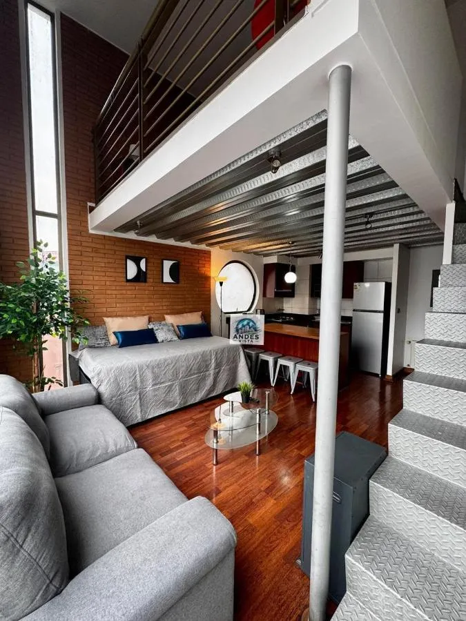 دبارتامنتو مودرنو فولل إكويبادو غنرال فلورس - سانتياغو، تشيلي