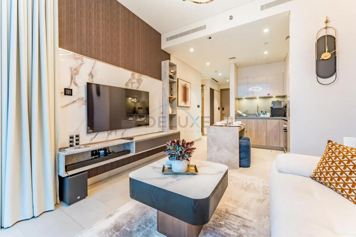 High Floor, Few Steps From Dubai Canal and Waterfront Promenade, Sobha Hartland Waves, Sobha Hartland by Deluxe Holiday Homes