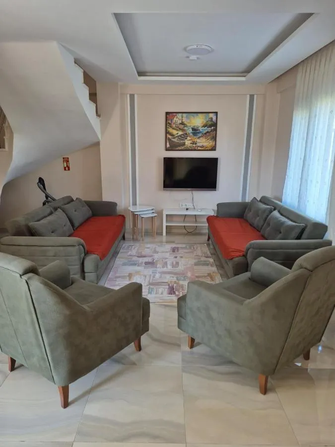Duplex where you can spend a nice summer in ren