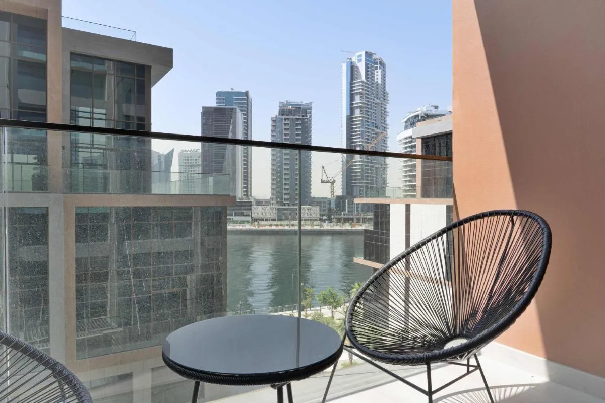 بفه - لافيسه 1بر ين ذا بينينسولا فيفي — صورة 4