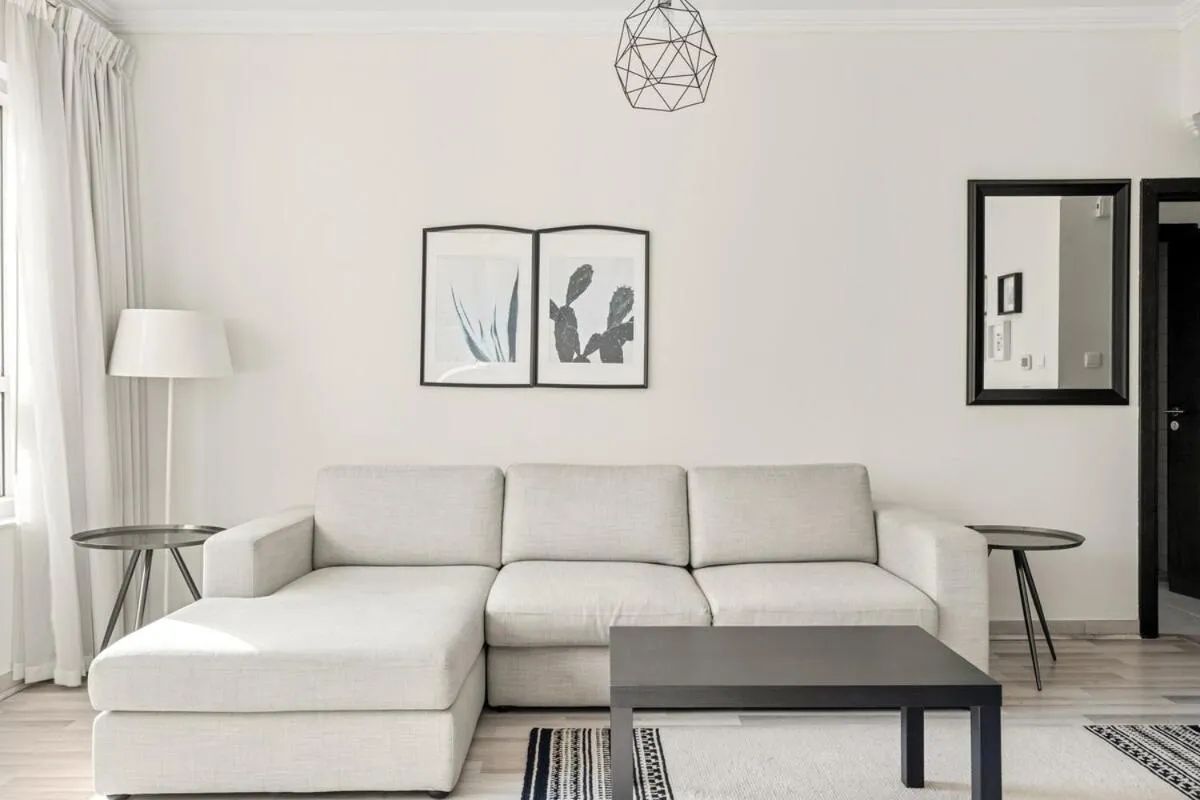 Elegant 1-Bedroom Apartment in Dubai Marina