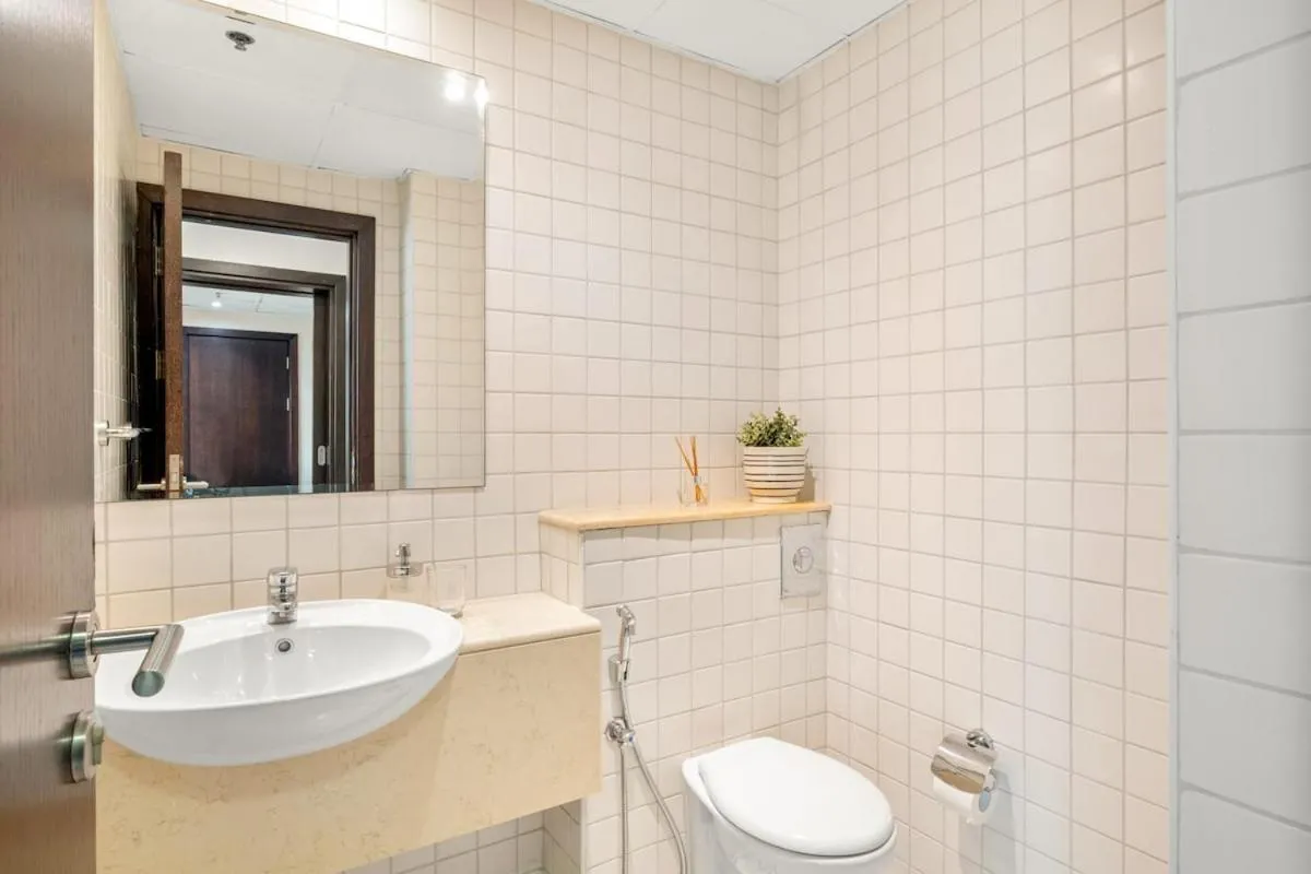 Elegant 1-Bedroom Apartment in Dubai Marina — صورة 2