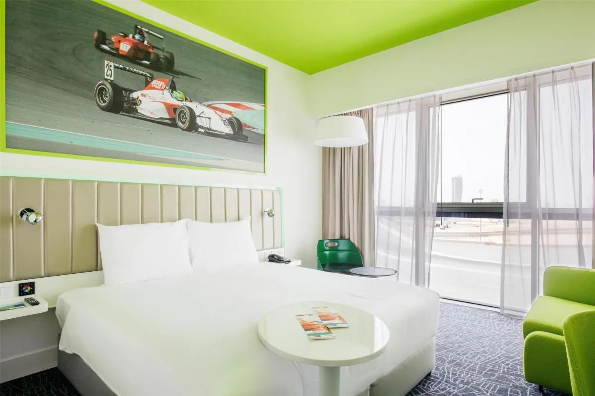 ⁨Park Inn by Radisson Dubai Motor City⁩ — صورة 21