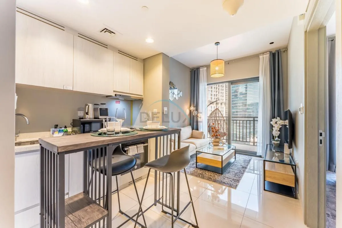 Facing the Dubai Water Canal 1BR, Minutes from Metro with Easy Downtown Access, Zada Tower, Business Bay by Deluxe Holiday Homes — صورة 2