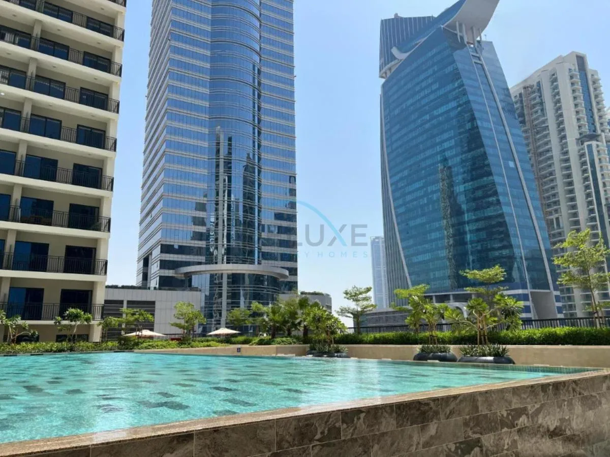 ⁨Facing the Dubai Water Canal 1BR, Minutes from Metro with Easy Downtown Access, Zada Tower, Business Bay by Deluxe Holiday Homes⁩ — صورة 23