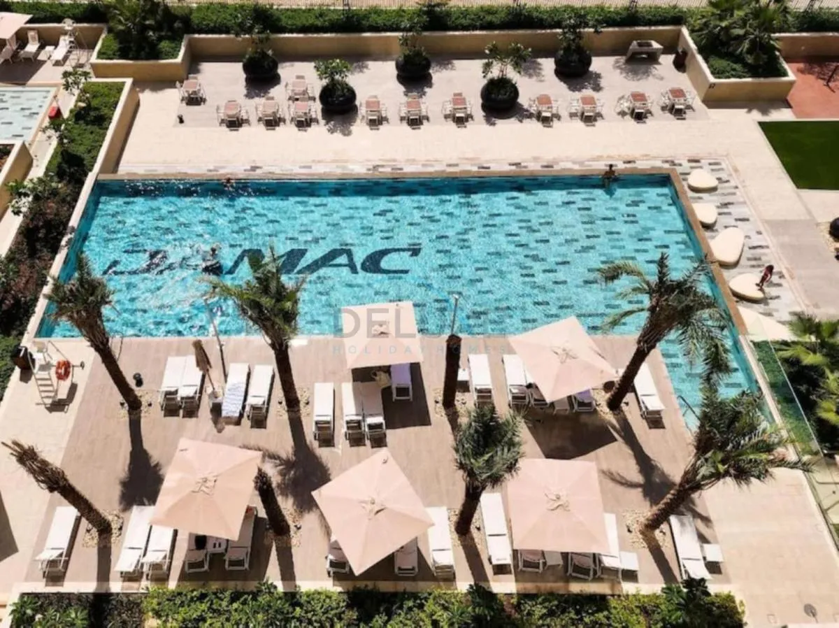 ⁨Facing the Dubai Water Canal 1BR, Minutes from Metro with Easy Downtown Access, Zada Tower, Business Bay by Deluxe Holiday Homes⁩ — صورة 24