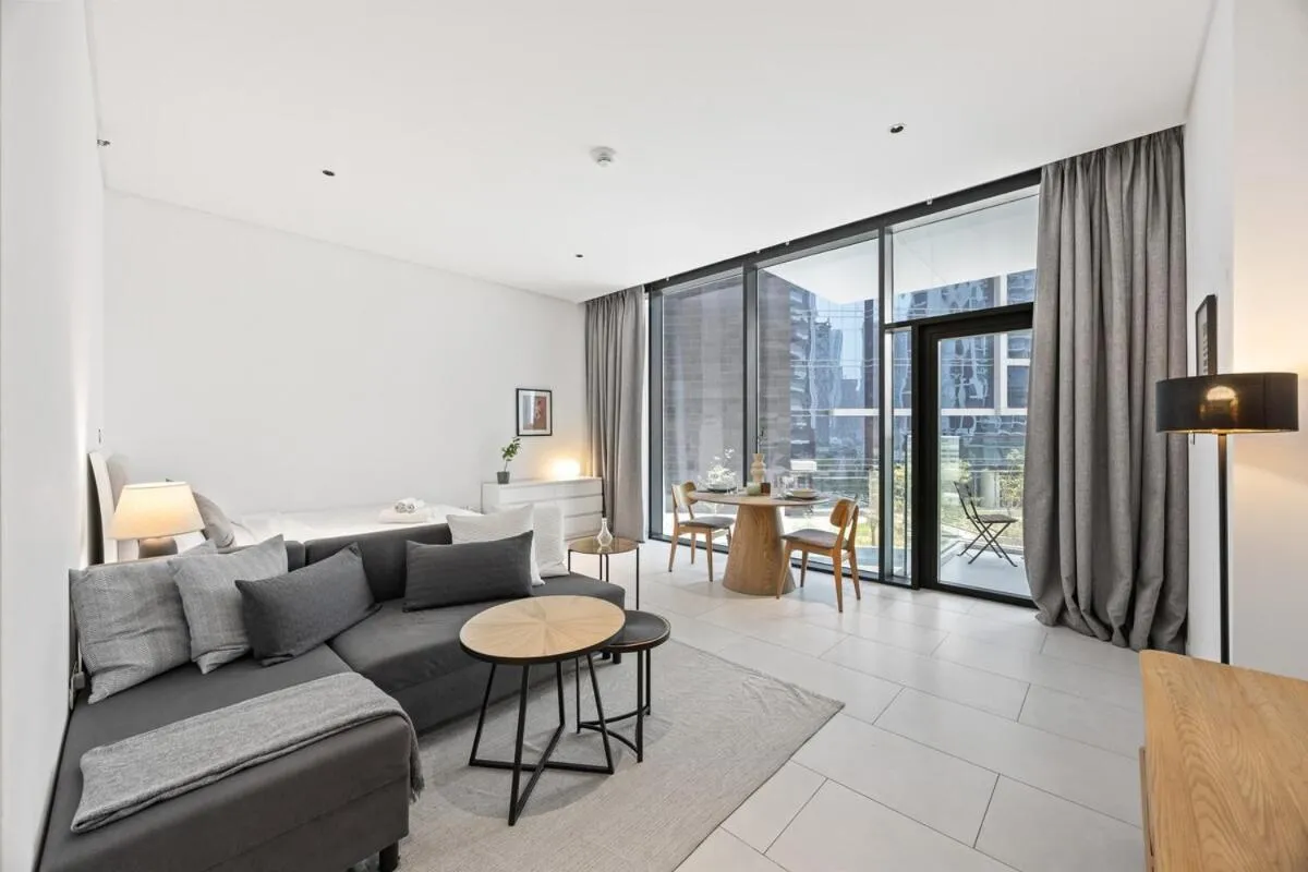 Modern Studio in Business Bay, Stylish & Central — صورة 2