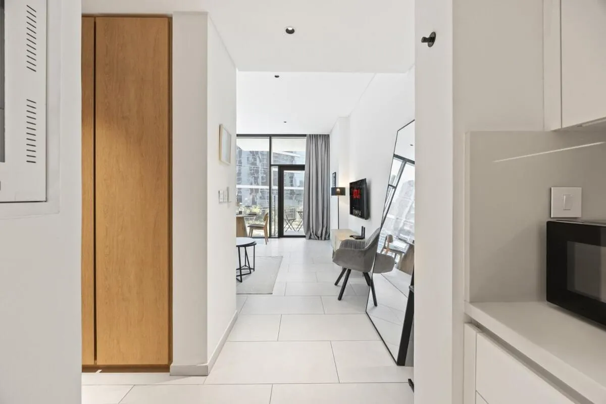 Modern Studio in Business Bay, Stylish & Central — صورة 4