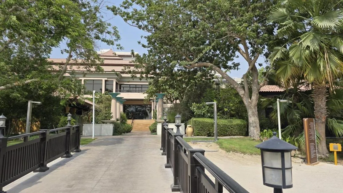 Stunning 1BR at Anantara Sea Views Palm Jumeirah - دبي، الإمارات