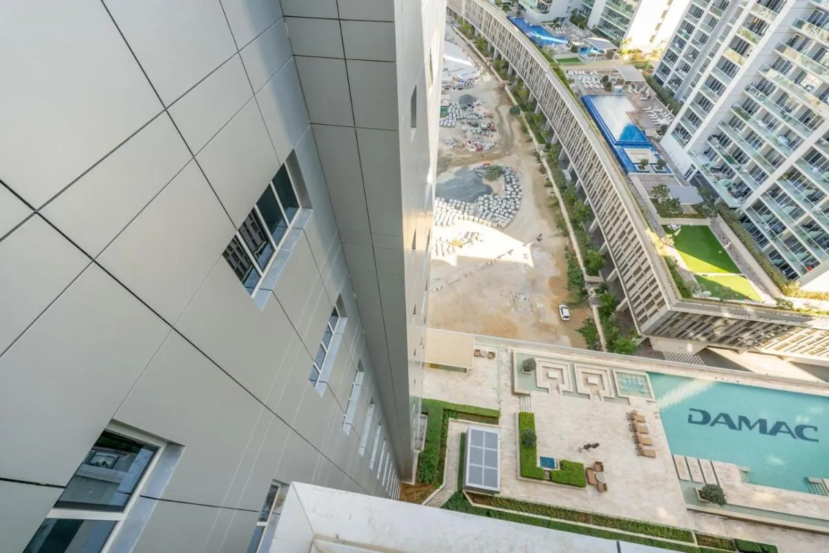 ⁨Downtown Dubai Studio Apartment - High floor⁩ — صورة 12