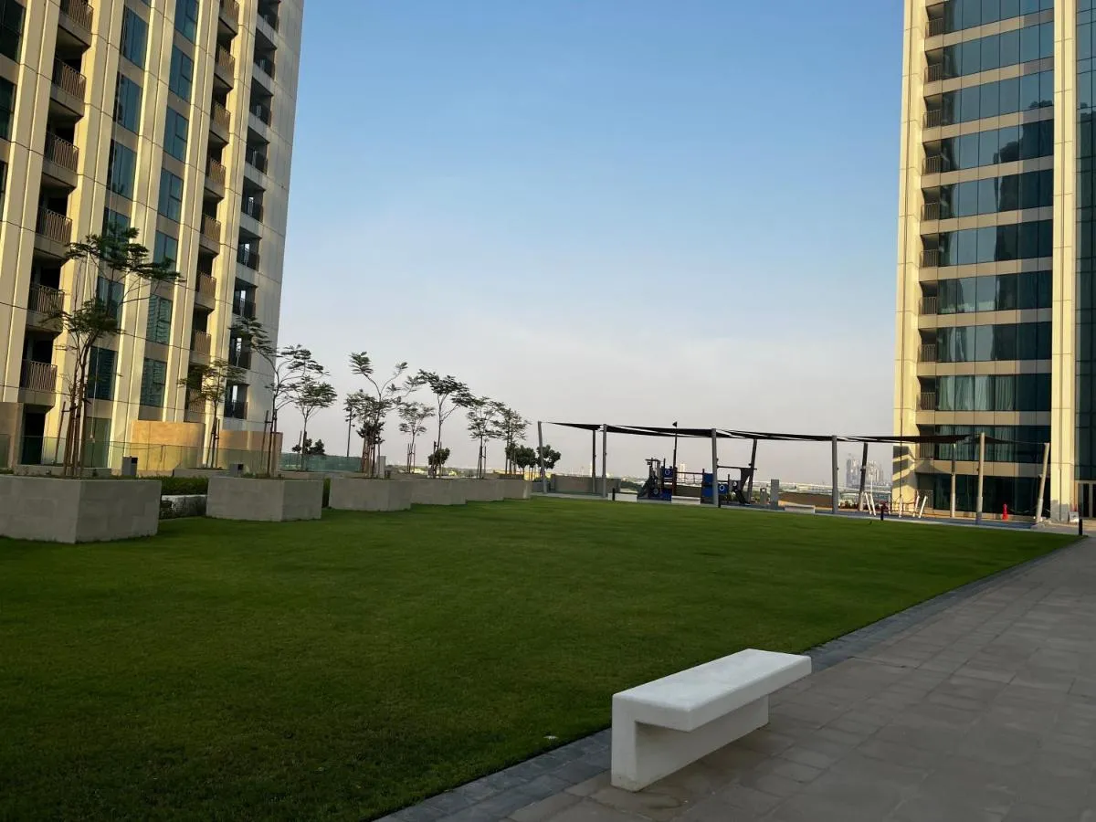 ⁨2min Walk to Dubai Mall - 2BR - Infinity Pool & Gym - Burj Khalifa⁩ — صورة 19