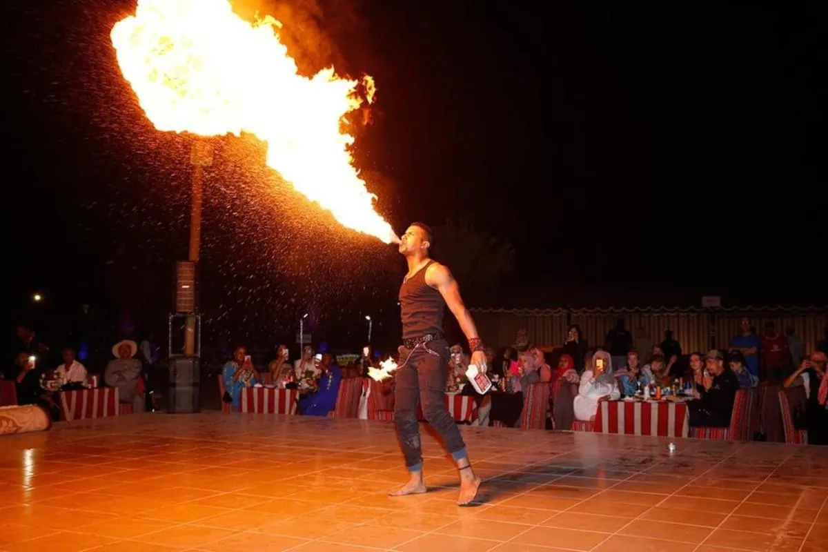 Desert Safari Dubai with BBQ Dinner — صورة 3
