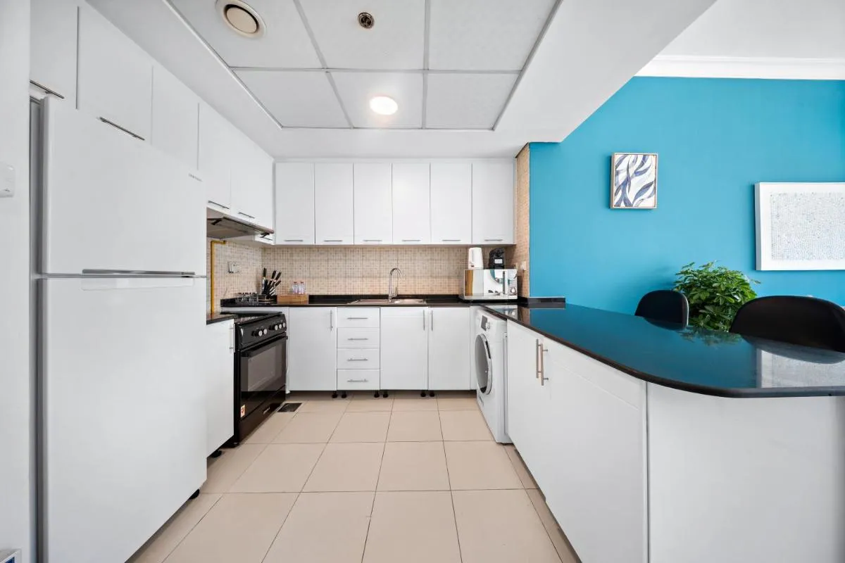 ⁨1Br Suit with Full Canal View - Down Town⁩ — صورة 3