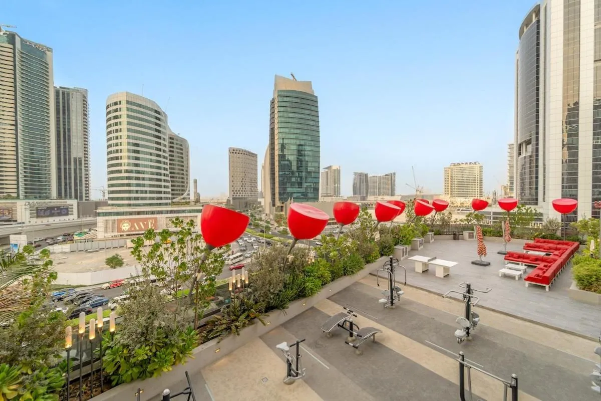 ⁨FIRST CLASS 2BR Pool View and near Dubai Mall⁩ — صورة 9
