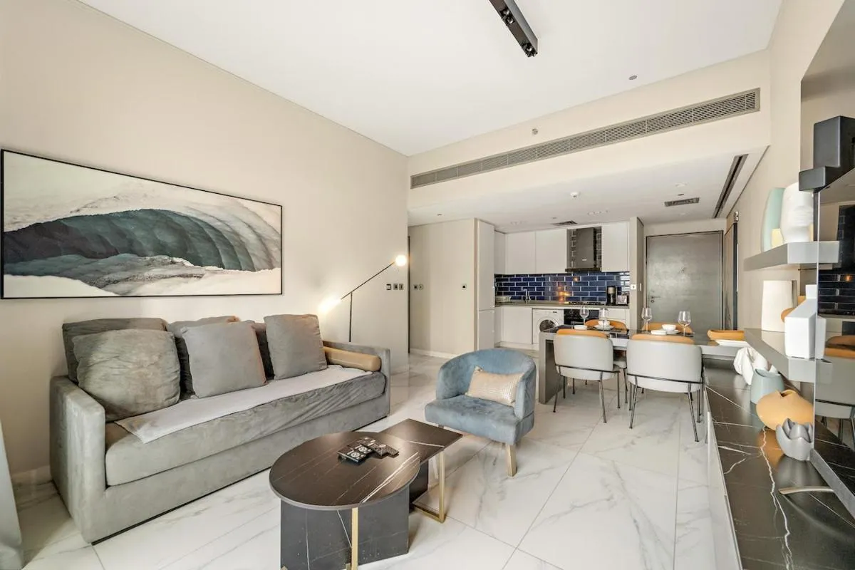 ⁨FIRST CLASS 2BR Pool View and near Dubai Mall⁩ — صورة 31