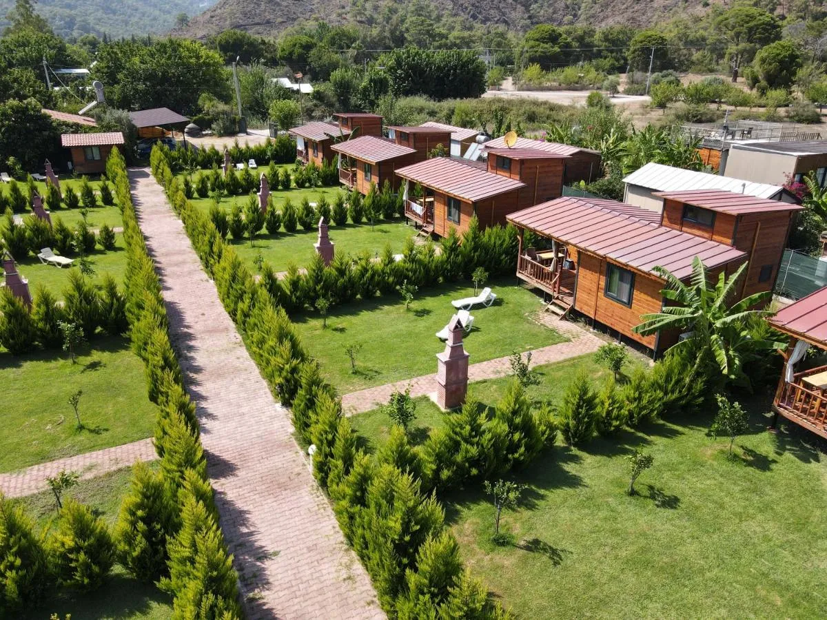 Ugur Pansiyon Bungalows - Cıralı، تركيا