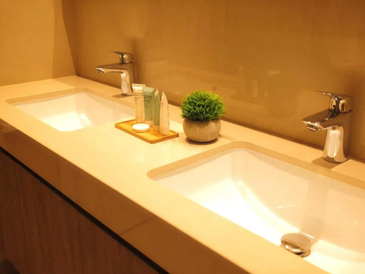 ⁨Burj Khalifa View Luxe 2BR x Connected to Dubai Mall⁩ — صورة 34