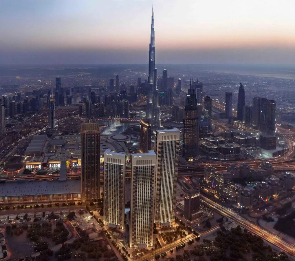 ⁨Stunning 2BR Dubai Mall Pool Gym Burj Khalifa⁩ — صورة 12