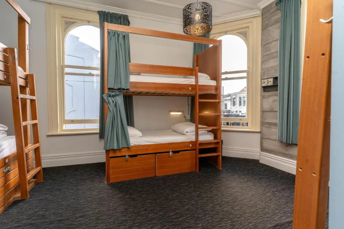 هاكا هاوس وكلاند كرود — صورة 3