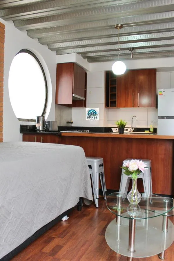 دبارتامنتو مودرنو فولل إكويبادو غنرال فلورس — صورة 2