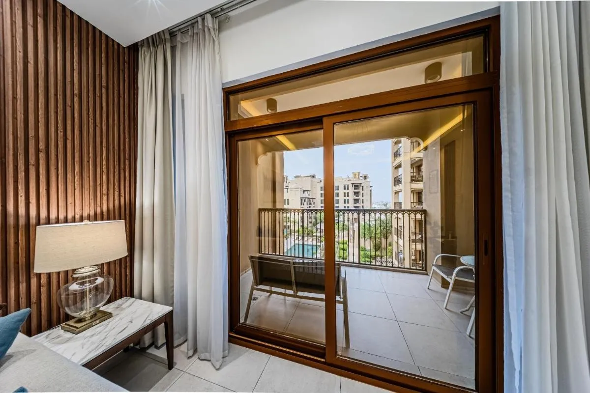 ⁨Chic 2BD in Lamtara for 4, Madinat Jumeirah Living⁩ — صورة 18