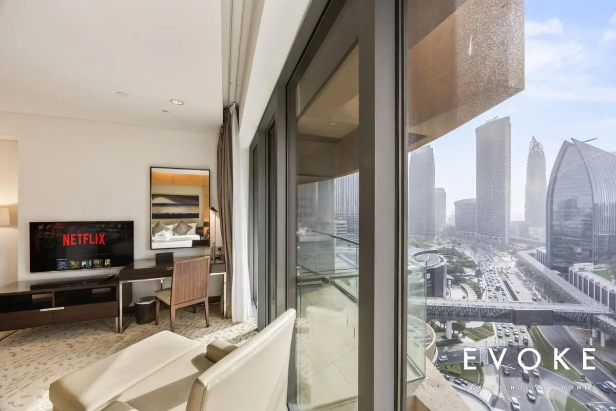 كمبينسكي Luxe Studio Burj Khalifa View by Evoke - دبي، الإمارات