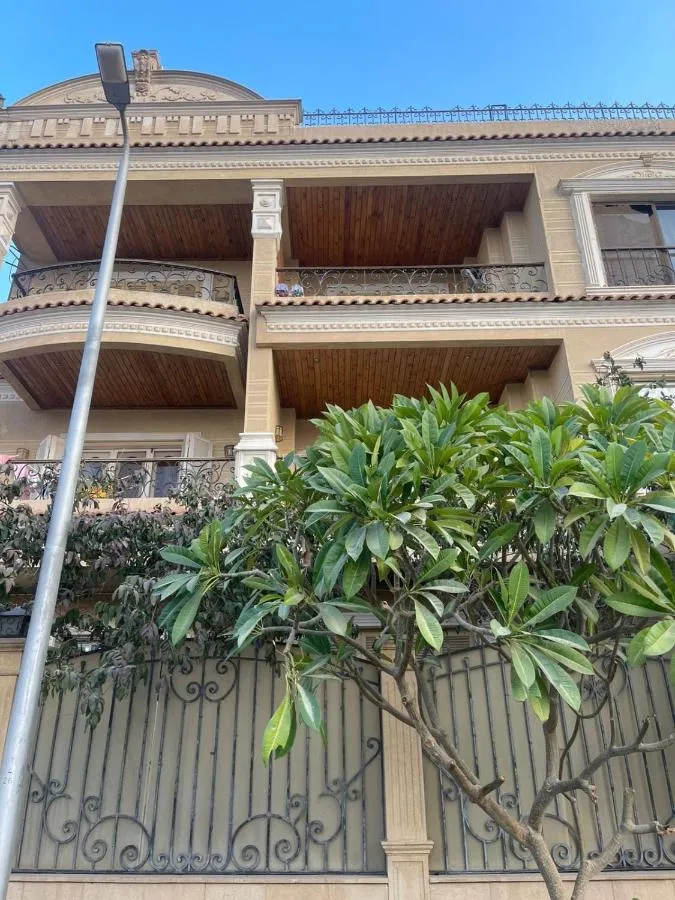 روزوود بلوسسوم — صورة 4