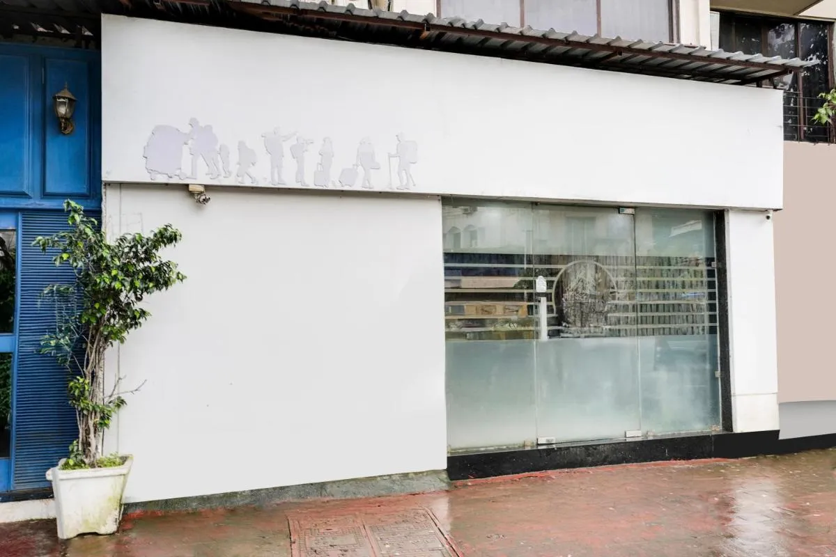 كوليكشن و اندهري نير مومباي إيربورت فورمرلي و ستاي — صورة 4