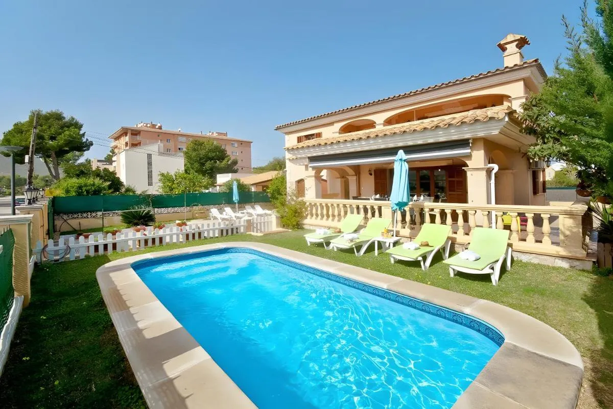 فندق لاك بلاو - مايوركا، إسبانيا