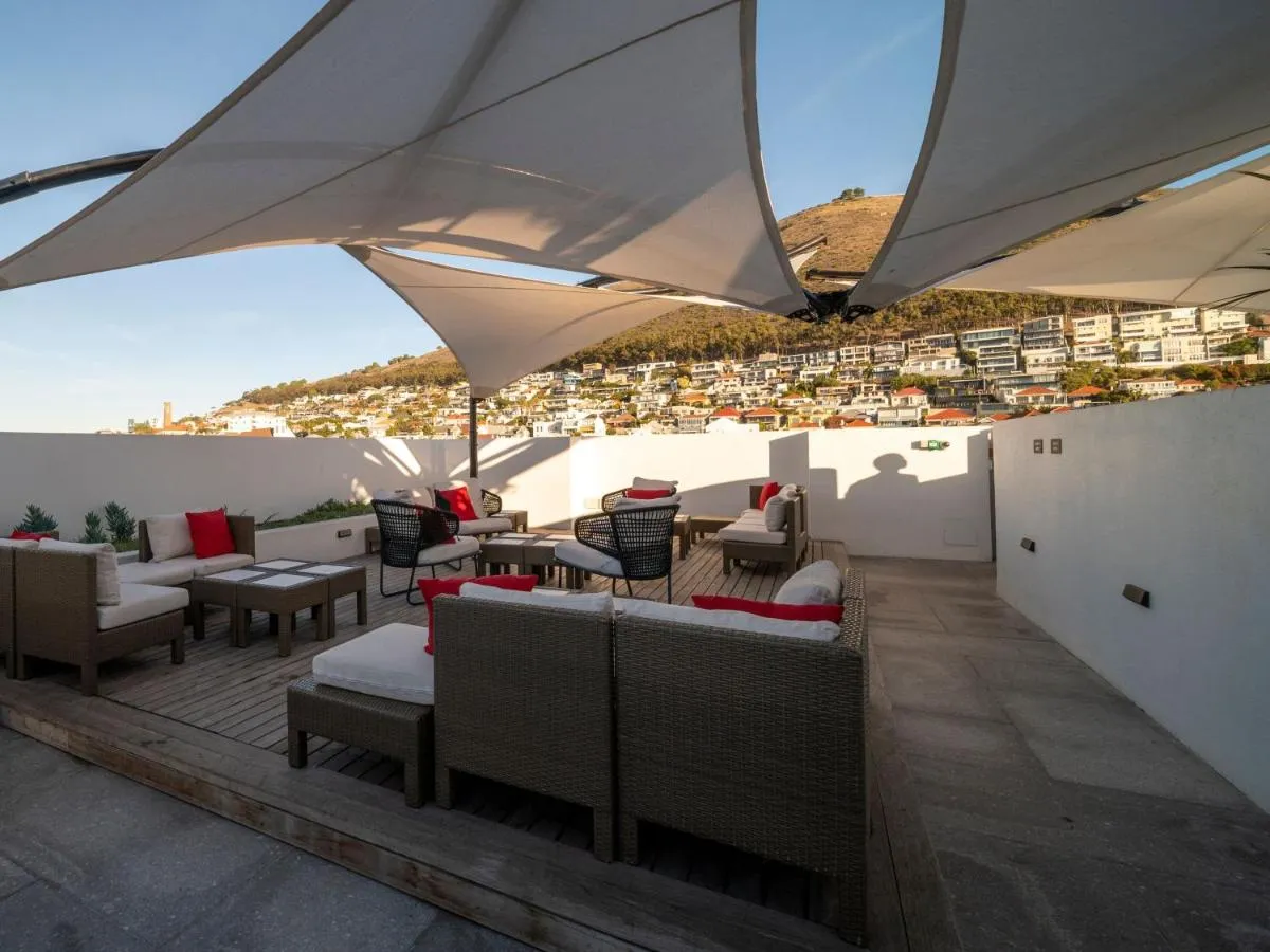 دبليو كيب تاون — صورة 2