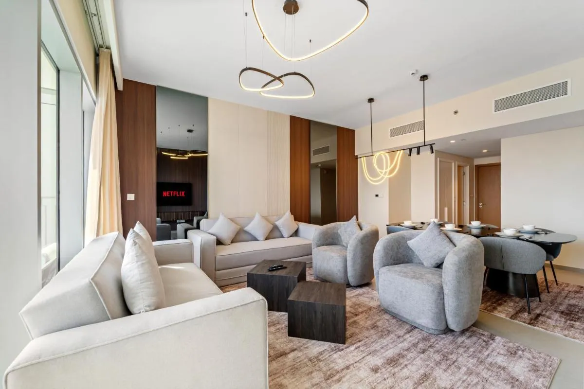 ⁨Luxury 4BR with full Burj Khalifa and Fountain View - 5Min to Dubai Mall⁩ — صورة 12