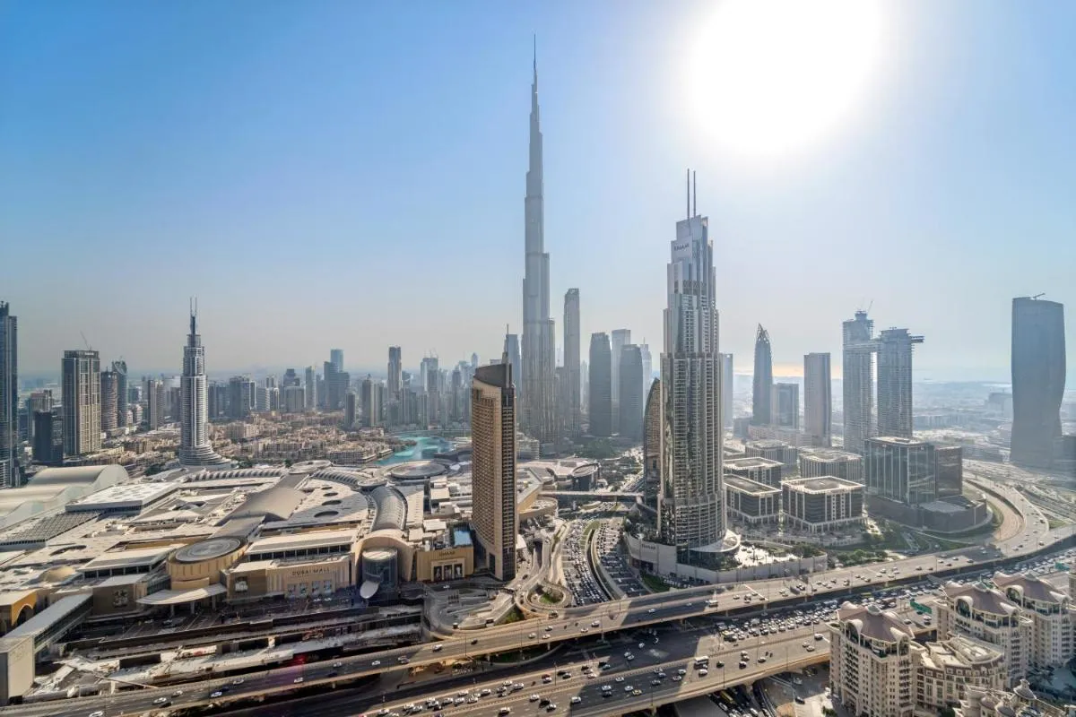 ⁨Luxury 4BR with full Burj Khalifa and Fountain View - 5Min to Dubai Mall⁩ — صورة 14