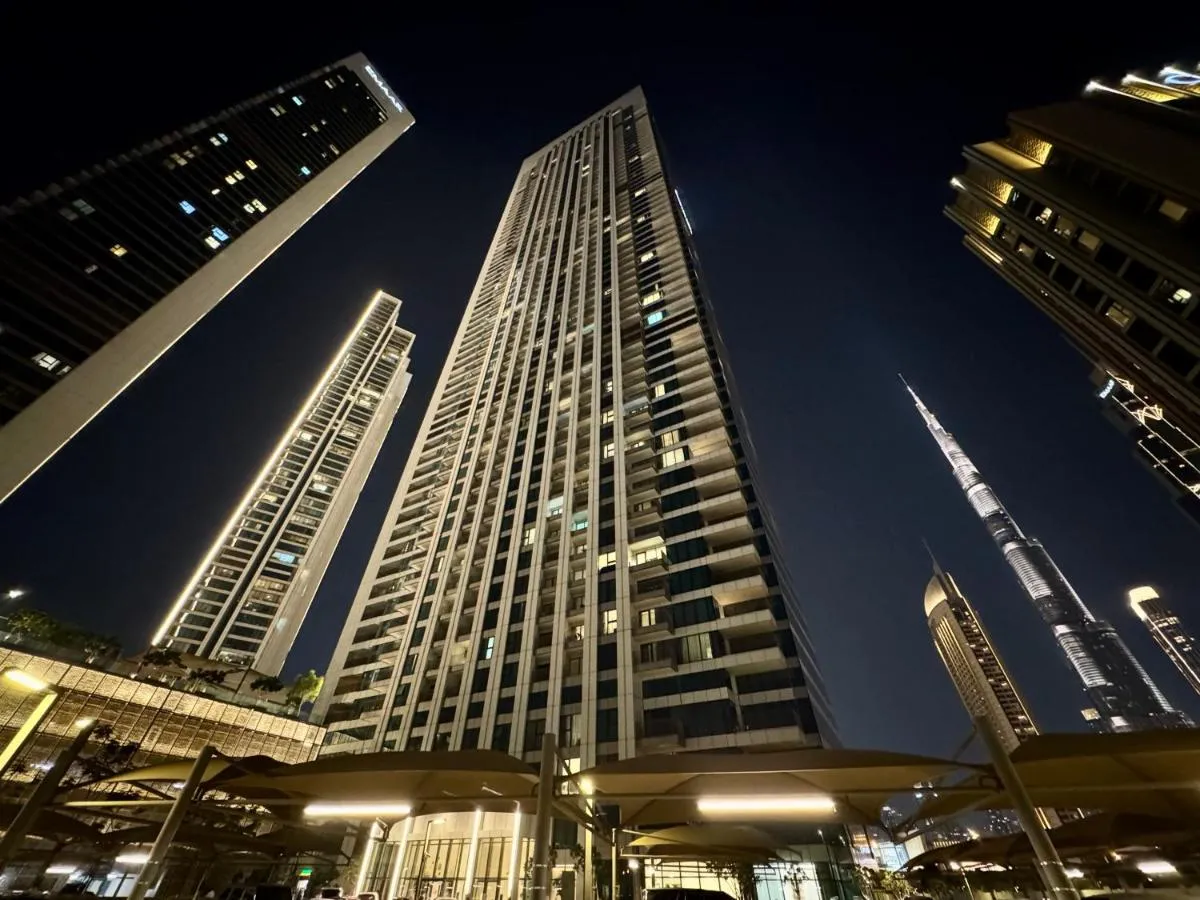 ⁨Luxury 4BR with full Burj Khalifa and Fountain View - 5Min to Dubai Mall⁩ — صورة 49